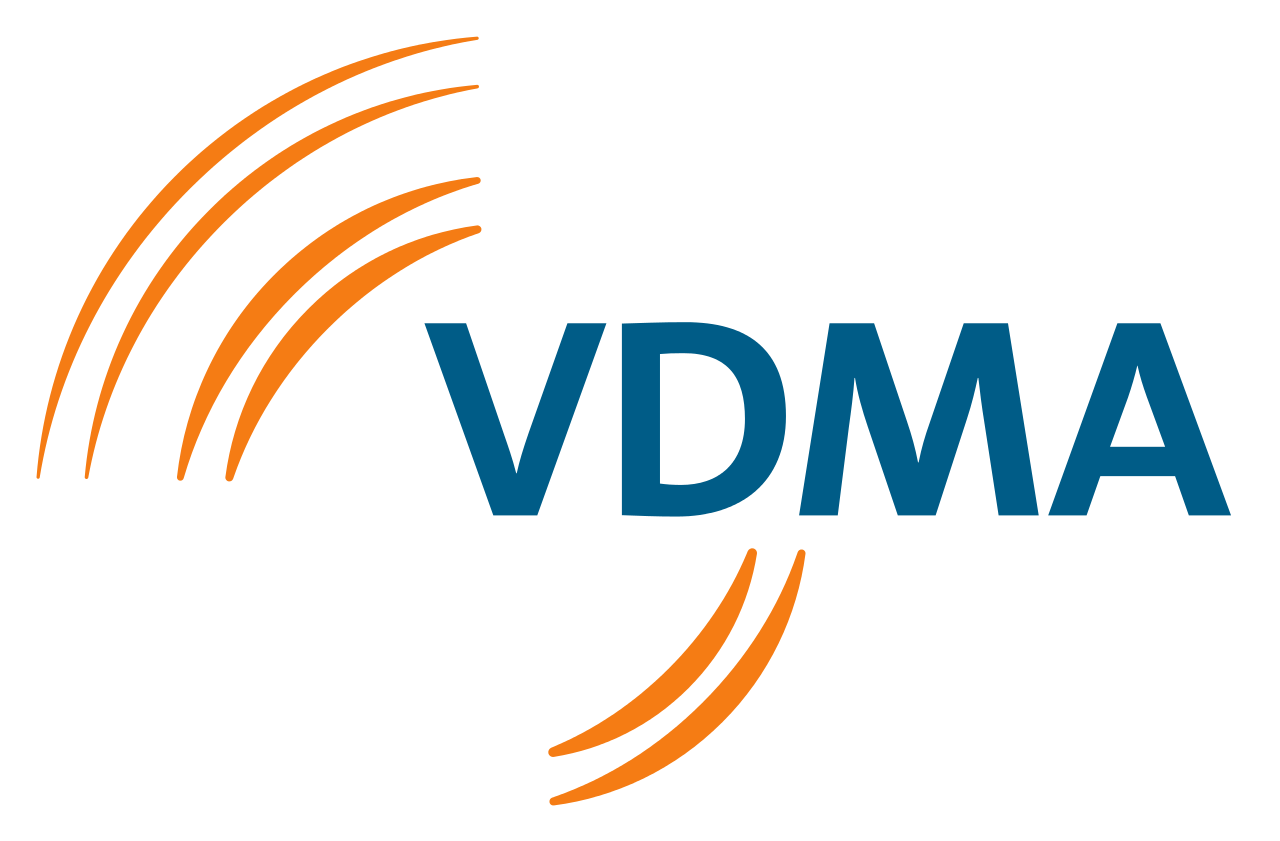 Offizielles Logo des Verbands Deutscher Maschinen- und Anlagenbau (VDMA) mit orangefarbenem Bogen und blauem Schriftzug auf transparentem Hintergrund